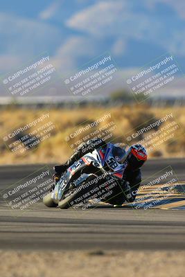 media/Dec-07-2024-CVMA (Sat) [[21c5f1ef85]]/Race 12-Supersport Middleweight/